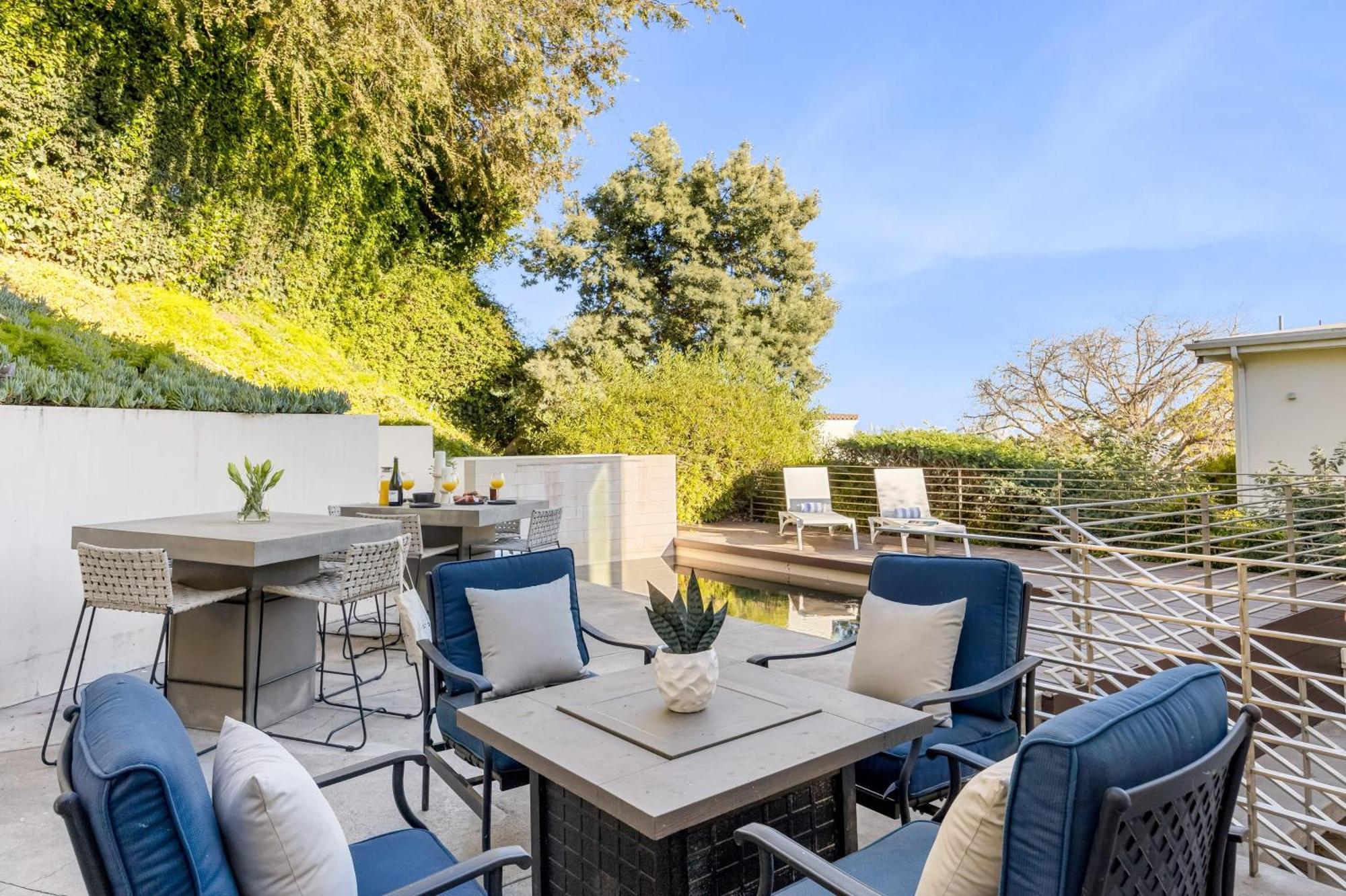 Kings Road West Hollywood Luxury Pool Views Firepit Modern Design *