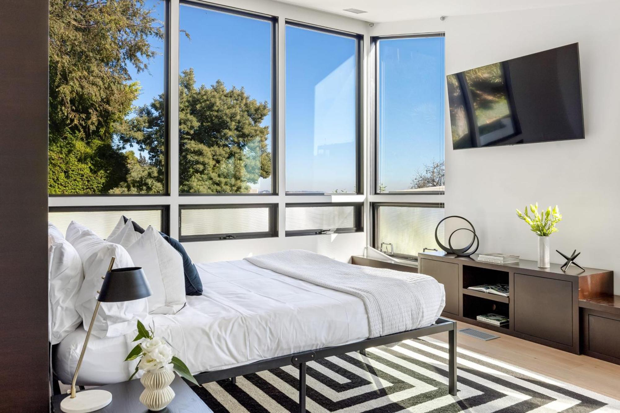 Kings Road West Hollywood Luxury Pool Views Firepit Modern Design * Los Ángeles