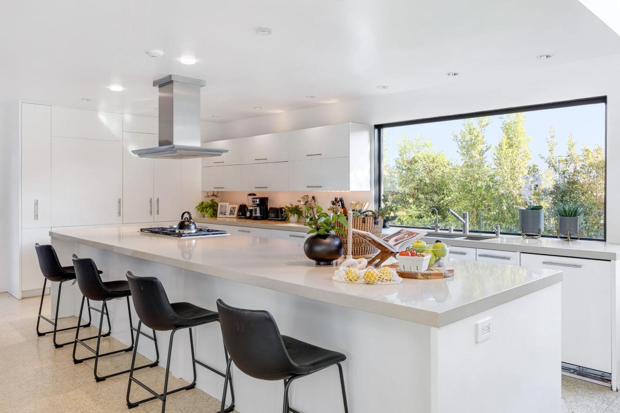 Kings Road West Hollywood Luxury Pool Views Firepit Modern Design Сasa de vacaciones Los Ángeles
